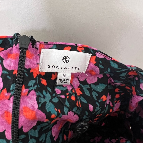 NWT Socialite Cutout Floral Midi Dress - Picture 11 of 12